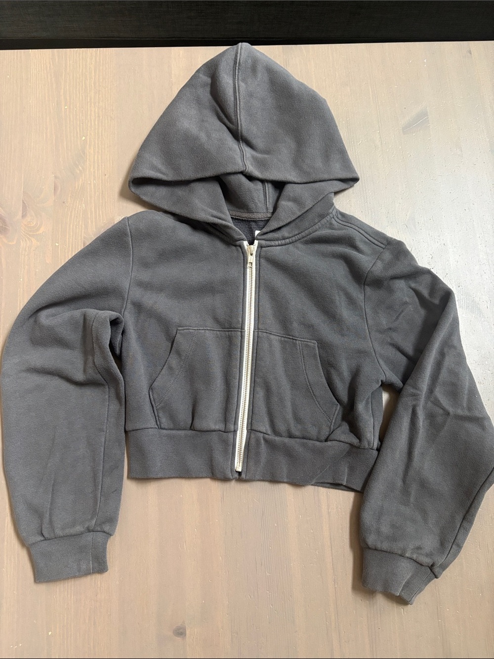 GAP Charcoal Gray Cropped Zip-Up Hoodie Size XL (12)